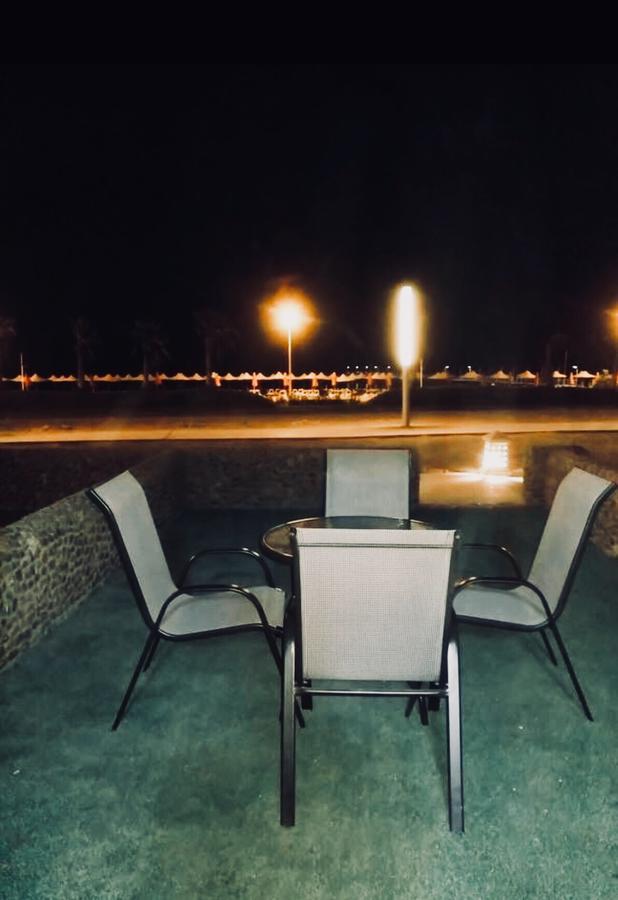 Chalet Porto South Beach - Beach Front Sea View アインソフナ エクステリア 写真