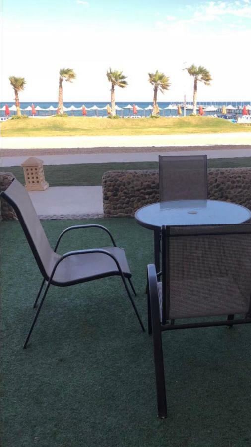 Chalet Porto South Beach - Beach Front Sea View アインソフナ エクステリア 写真